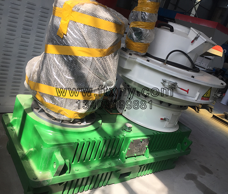 新型立式環(huán)模秸稈木屑顆粒機(jī) 新型立式環(huán)模秸稈木屑顆粒機(jī)