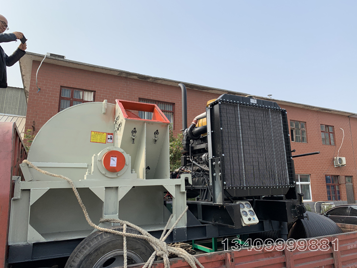 柴油機(jī)款木屑機(jī) 柴油機(jī)款木屑機(jī)